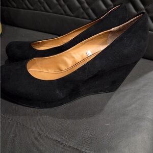 A.N.A. Elegant Black Wedge Pumps size 9